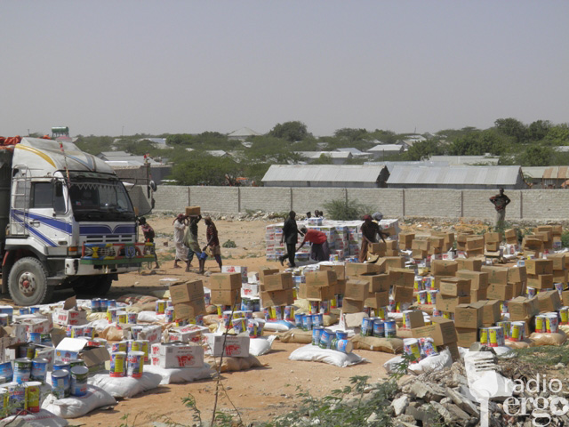 Alshabaab oo u digay qandaraas la’yaal, ganacsato iyo hay’addo