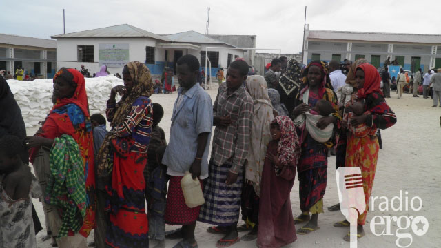 Dhibaatada barakacayaashu ku qabaan qaadashada cuntada gargaarka