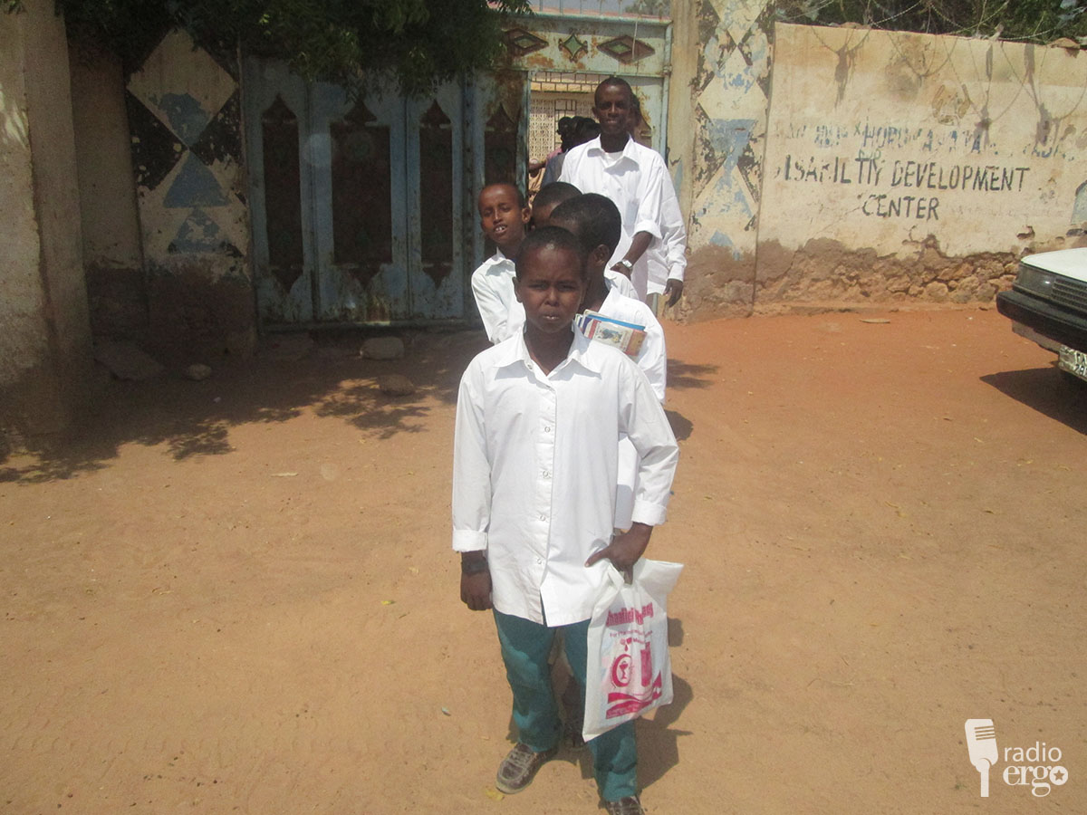 ARDAYDA CURYAAMIINTA WAXBARTA EE GAALKACYO OO CODSANAYA CAAWIMAAD