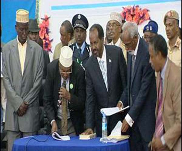 Xasan Sheekh Maxamuud waa Madaxweynaha cusub ee Soomaaliya