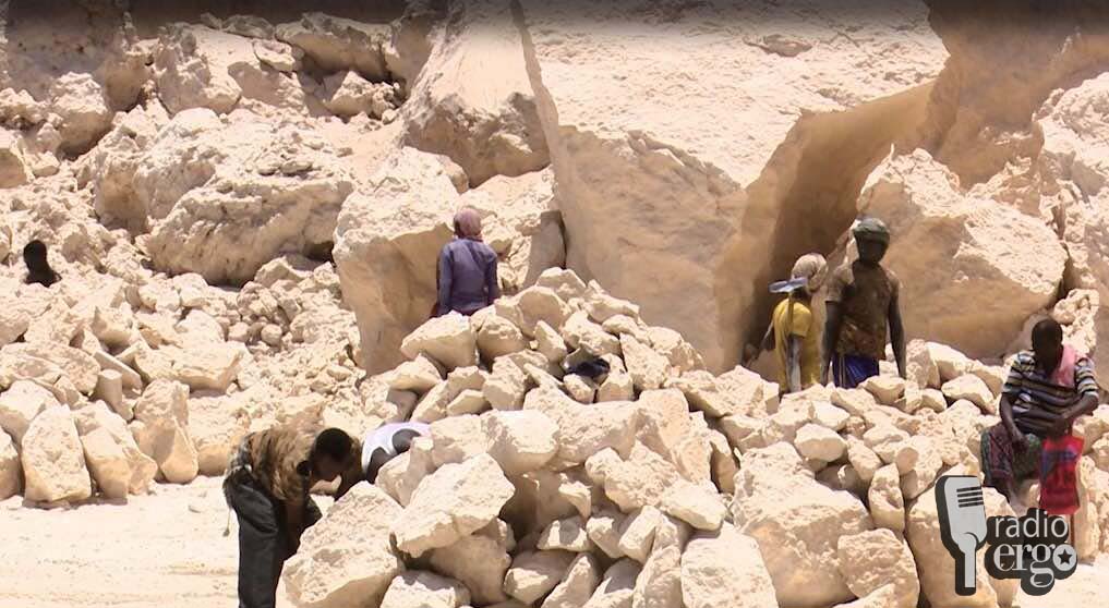 Muqdisho: Qoysaska dad ku dhintay qodista kaawada oo ka hadlaya saameynta ay ku reebtay noloshooda