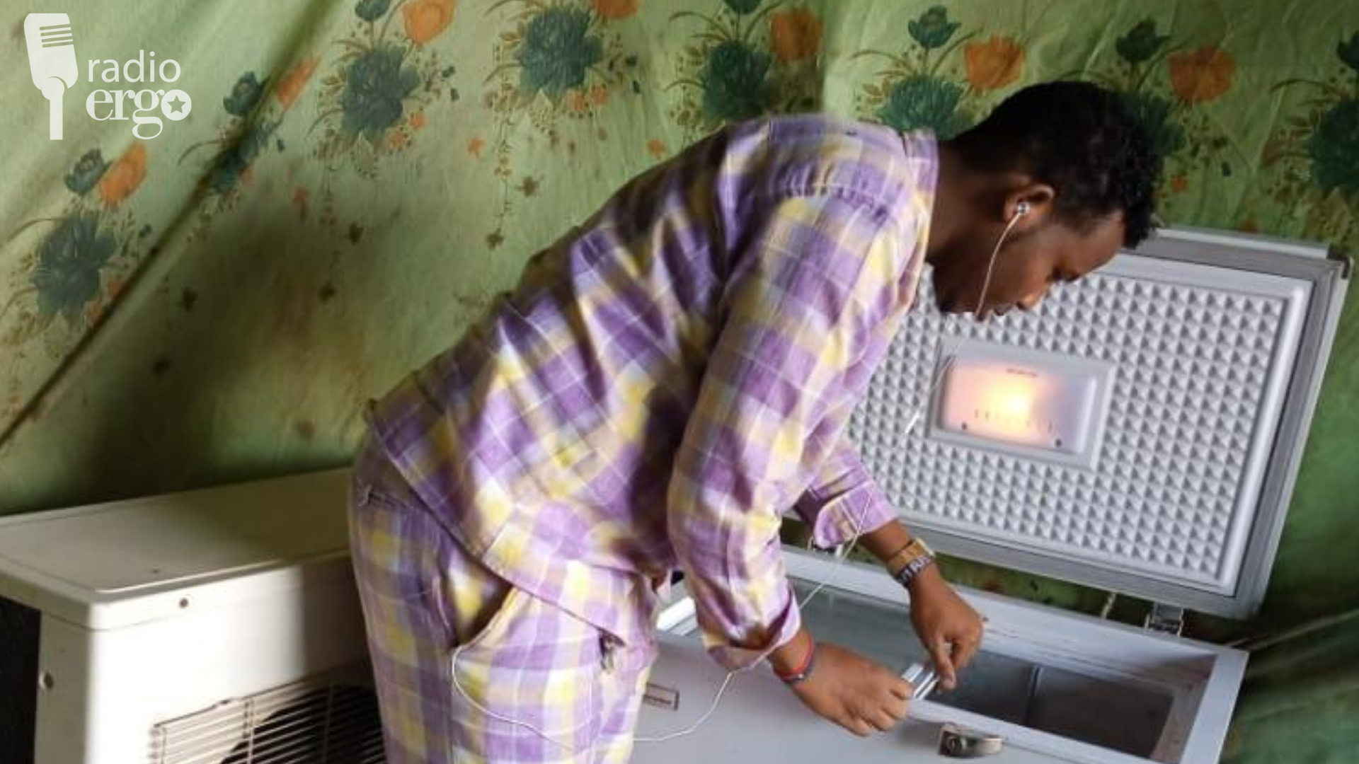 Dhadhaab: Ganacsatada Jallaatada iyo cabbitaanka oo ganasigood uu hoos u dhacay