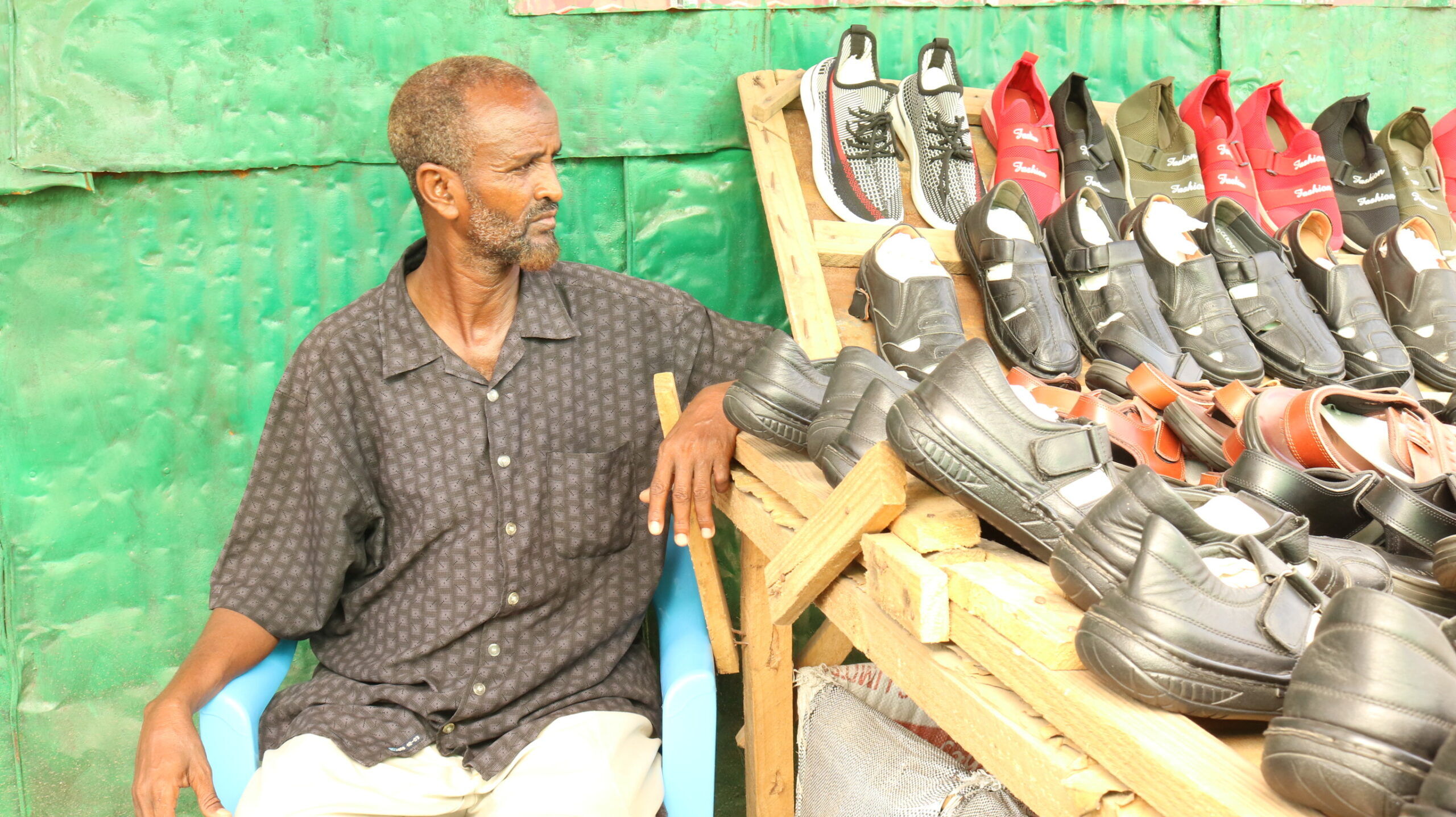 Ganacsato badan oo ku hanti beelay dabkii suuqa xerada qaxootiga Dhagaxleey