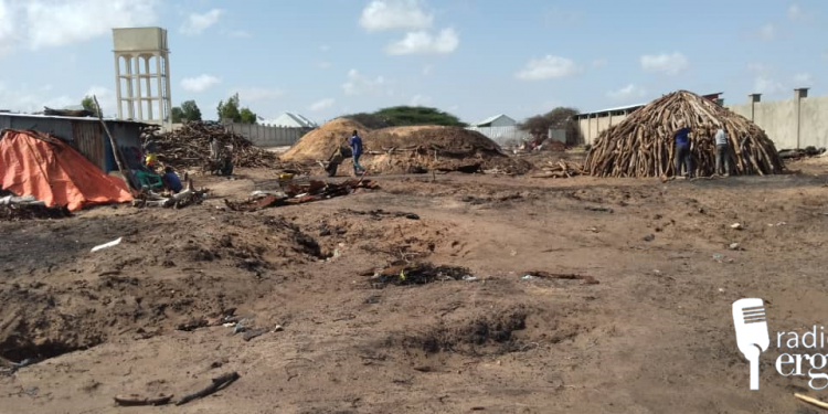 Muqdisho: Qoysas ka barakacaya xeryahooda oo laga ag furay goobo dhuxusha lagu gubo