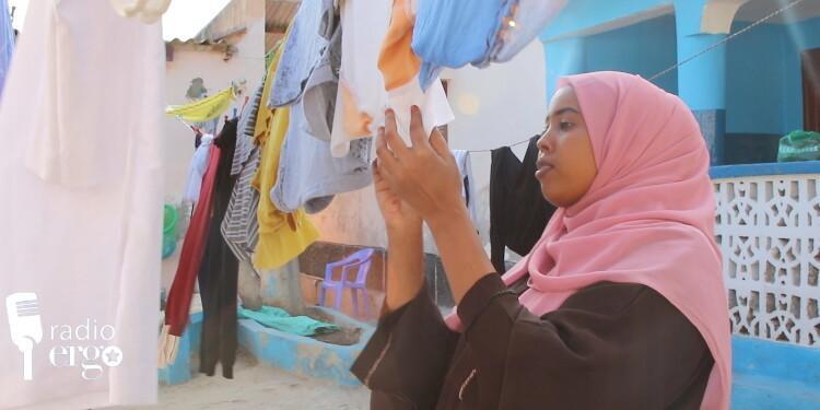 Muqdisho: Gabar shaqo ku wayday waxbarashadeedii jaamacadda oo furatay xarumo dharka lagu dhaqo