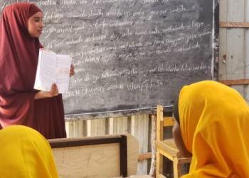 Dhallinyaro barakac ku ah xeryo ku yaalla Muqdisho oo shaqo abuur noloshooda beddelay ka helay iskuullo xeryahooda laga furay