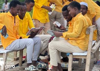 Afmadow: Daad ka dhashay roobka oo saameeyay waxbarashada boqollaal arday ah oo ku jira xeryaha lagu barakacay