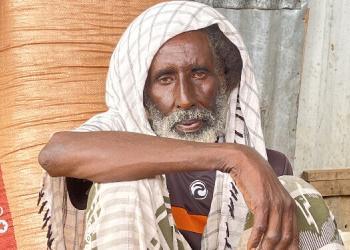 Banaadir: Nin la nool cudurka HIV/AIDS oo noloshiisu isbeddeshay markii Raadiyow Ergo uu sii daayay sheekadiisa