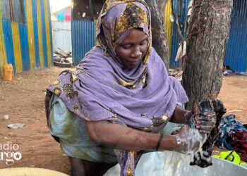 Cuts in aid leave refugee women out of work in Dadaab