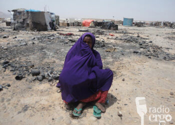 Stormy winds leave IDPs homeless in a camp near Kismayo