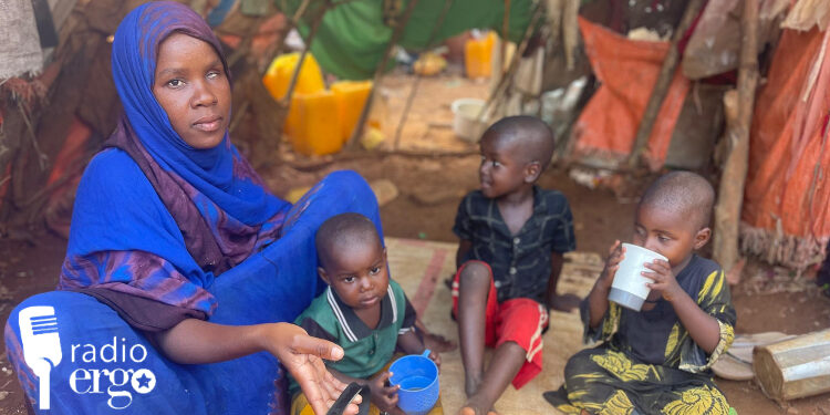 IDP women go begging from Baidoa farms after aid cuts