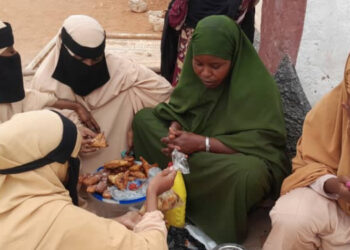 Women’s cooking group raises living standards for IDP families in Adado