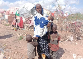 Qoysas barakac ku tagay Wanlaweyn oo ka dayriyay nolol xumo haysa