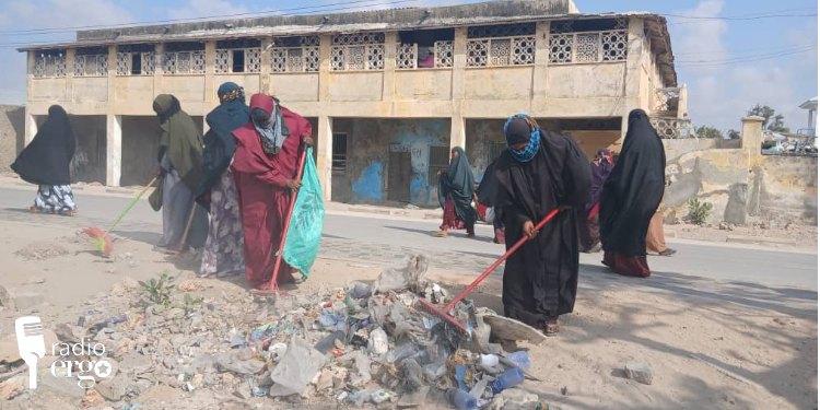 Home food deliveries for displaced workers in Kismayo city clean-up