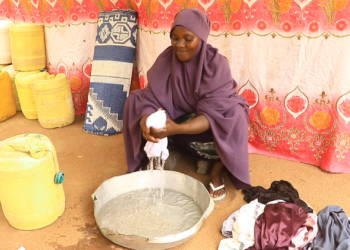 Dhadhaab: Haween carmal ah oo ku keliyaystay korinta carruur lagu dayacay