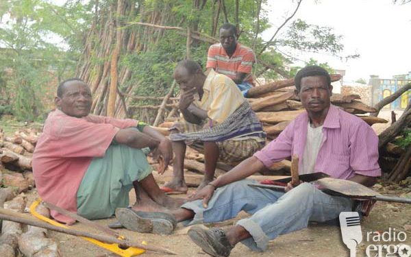 Xoogsato laga hor istaagay shaqadooda oo Baydhabo ku wajahaya nolol xumo